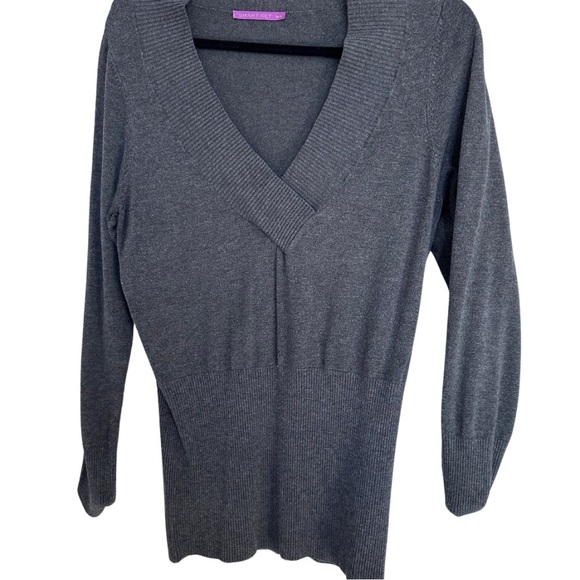 Smart Set Dark Gray V-Neck Sweater - Picture 1 of 4
